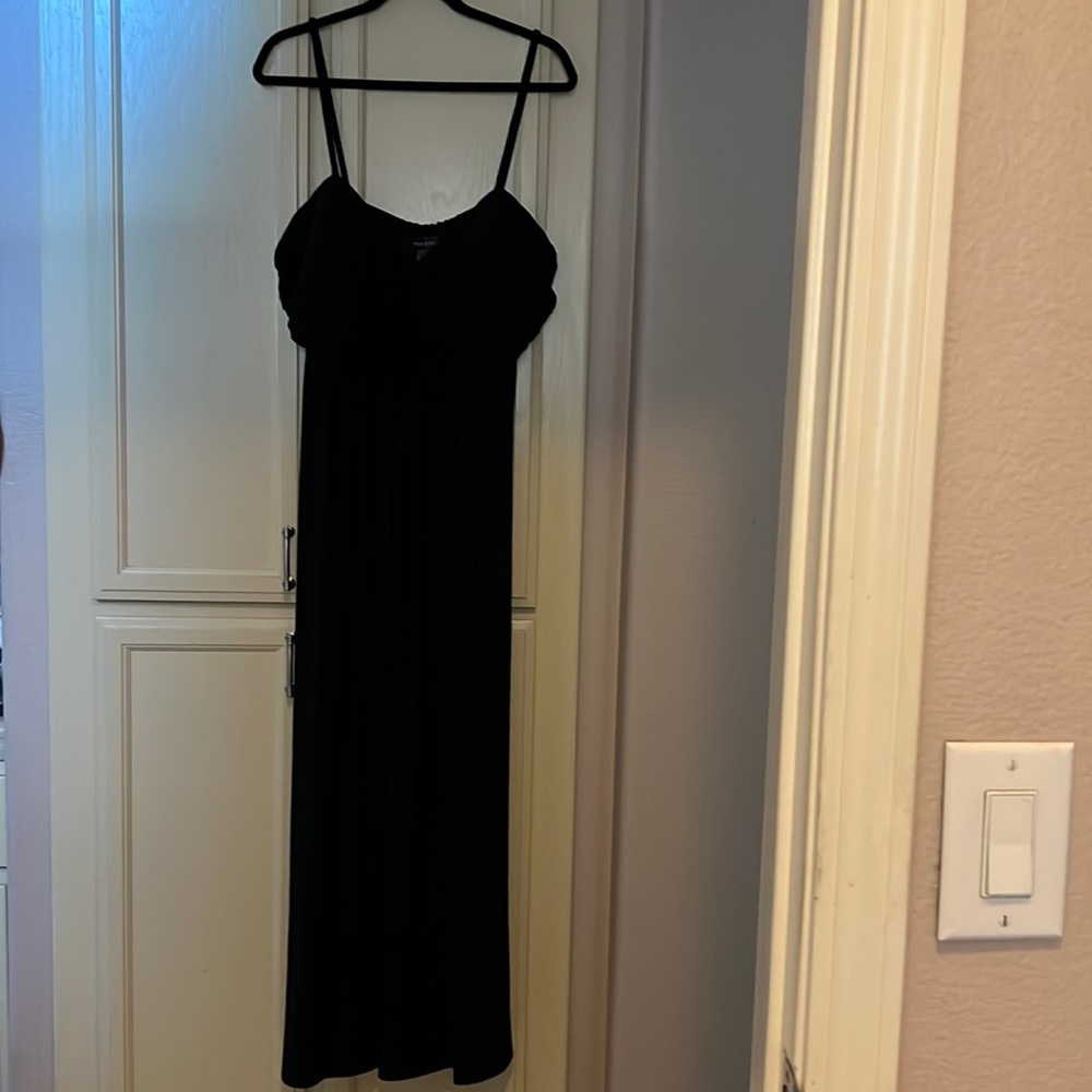 Size 22 black stretchy spaghetti strap dress/ gown. Worn 1x to fundraiser event